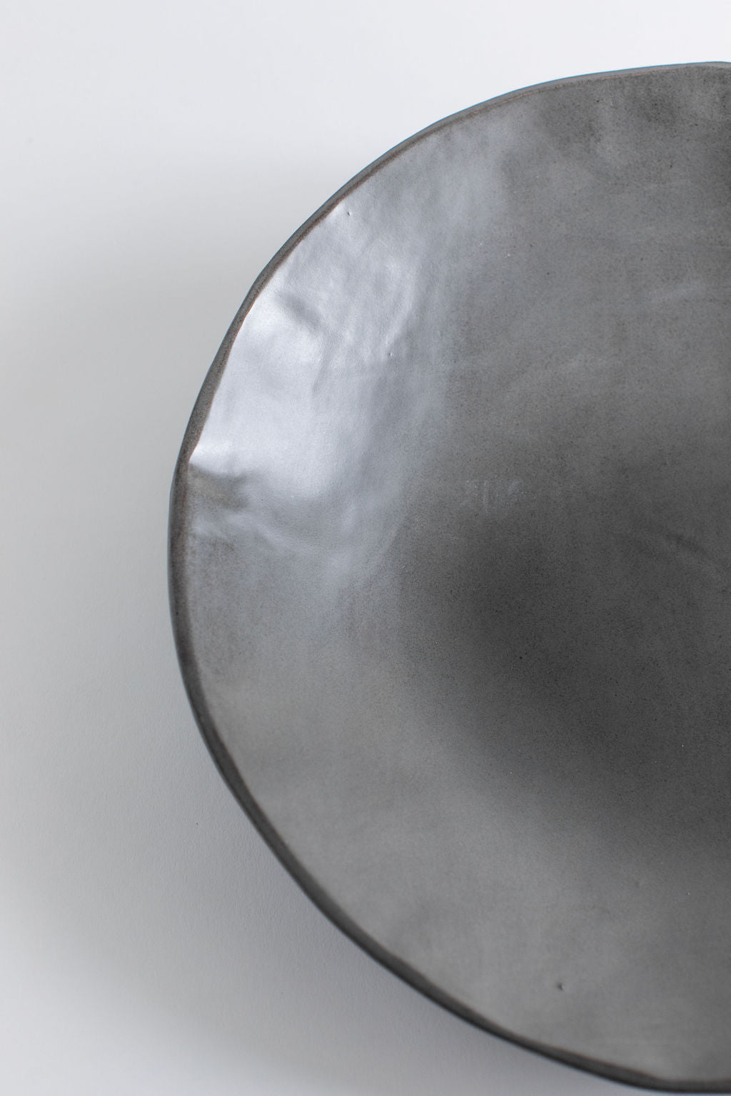 Charcoal Shino Large Serving Bowl