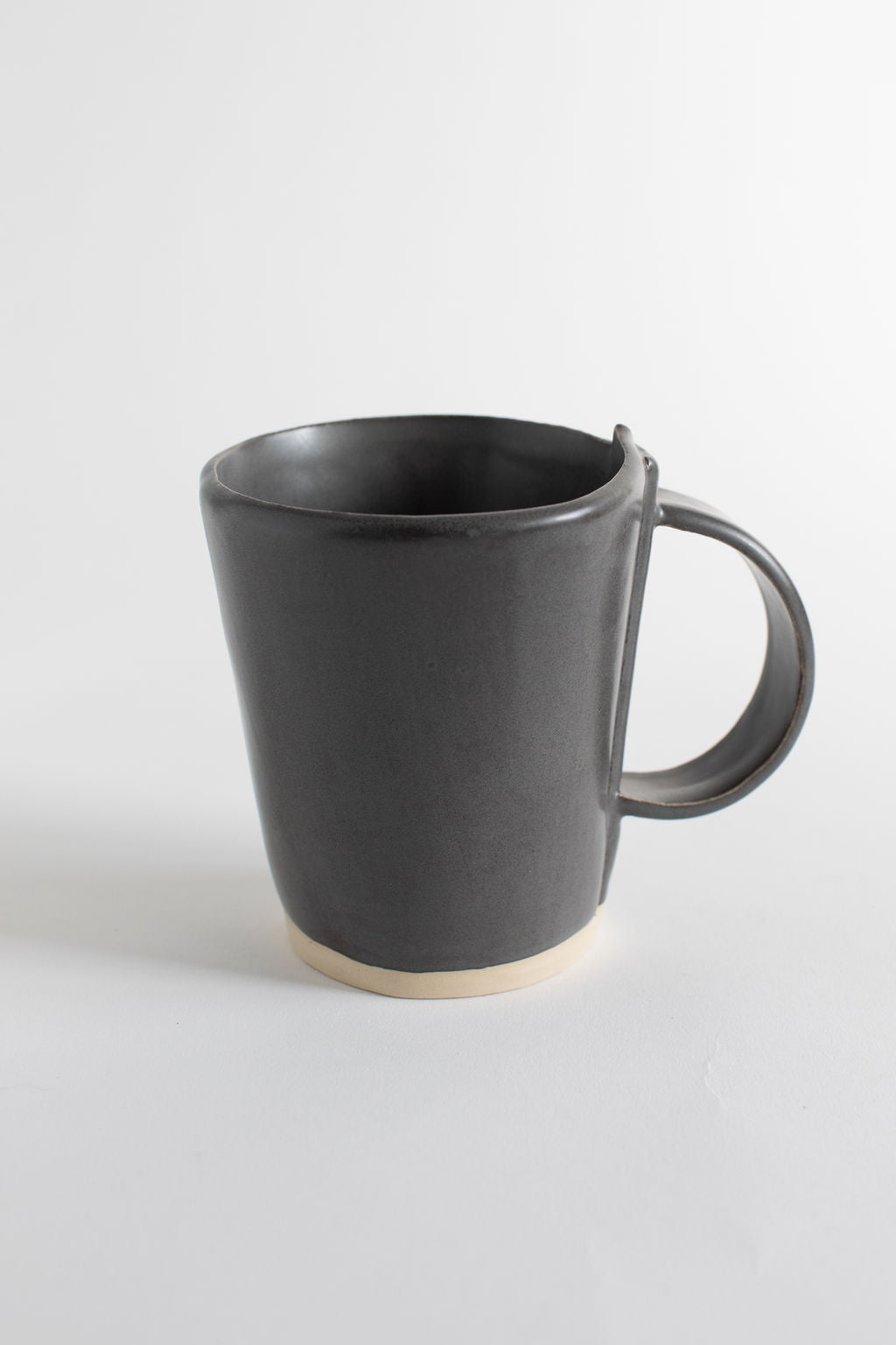 Charcoal Shino Flare Mug