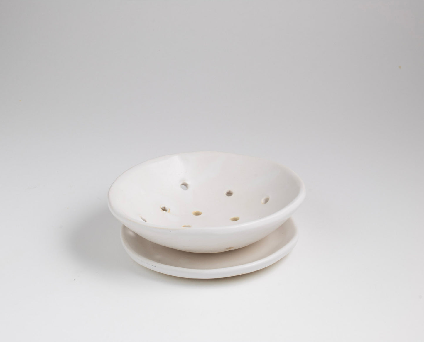 Berry Bowl Strainer and Plate